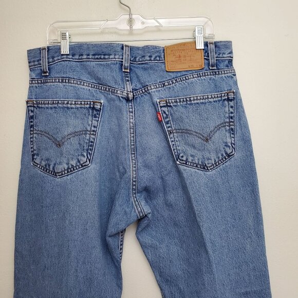 Levi's 505 Regular Fit Straight Leg Y2K medium wash jeans - Picture 8 of 10